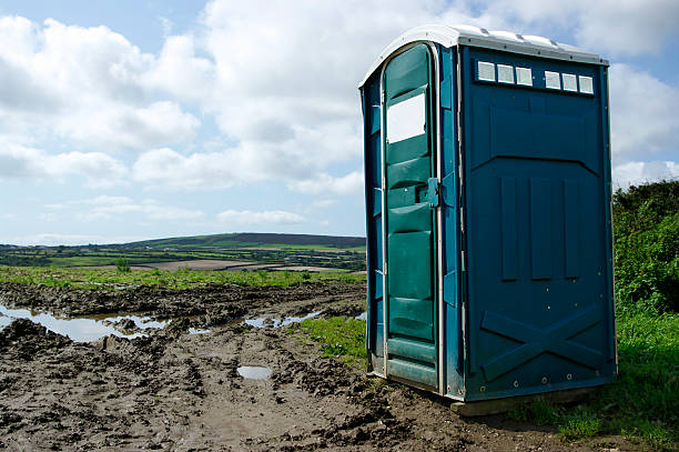 Best Deluxe Portable Toilet Rental  in Fulton, TX